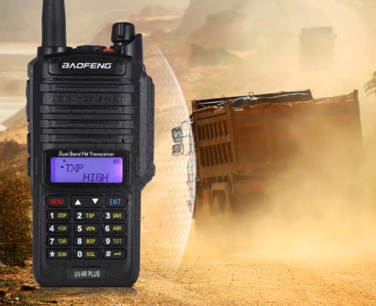 baofeng-uv-9r-plus-radiotelef_34944.jpg